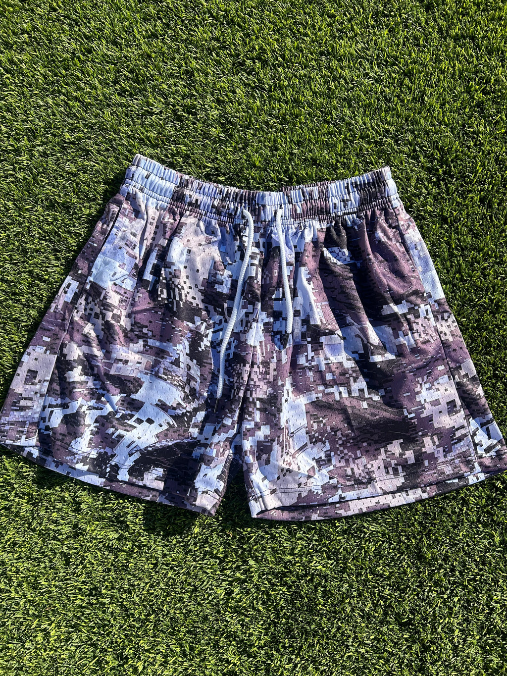 "saguaro's" sitka premium camo custom mesh short